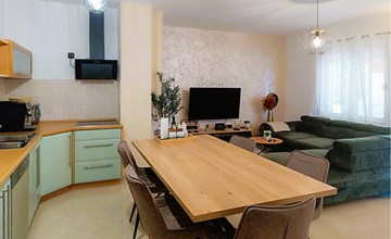 3 bedroom gorgeous home in Nadin 3