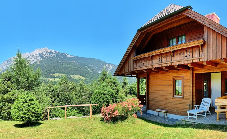 Chalet Simon (GBM250) 1