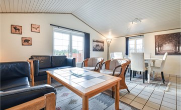 Lovely home in Ulfborg with sauna 3