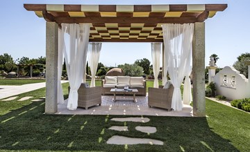Flor de Lis - VIP Properties 3