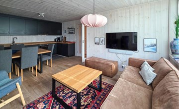 3 bedroom stunning apartment in Noresund 2