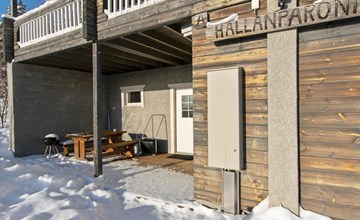 Halla baroni a semi-detached house 3