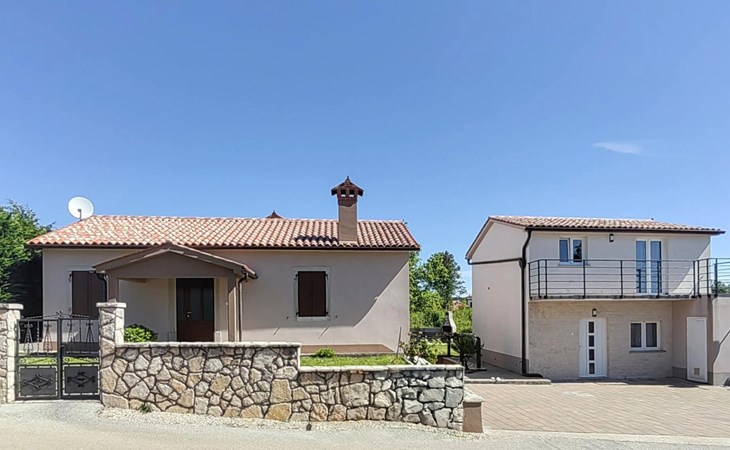 4 bedroom stunning home in Labin 1