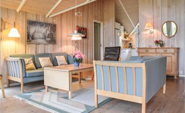 Gorgeous home in Dronningmølle 3
