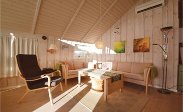 2 bedroom awesome home in Hovborg 2