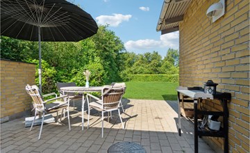 Schönes Haus mit 3 Schlafzimmern in. 2