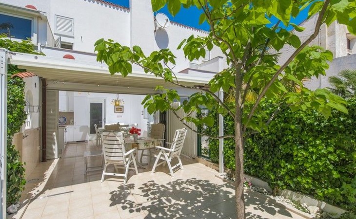 mit Blick auf das Wasser 1