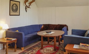 Cozy home in Mantorp with WiFi 3