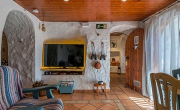 Höhlenhaus der Stille 3