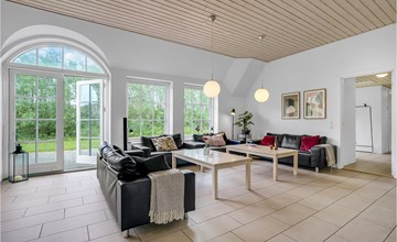7 bedroom awesome home in Ulfborg 3
