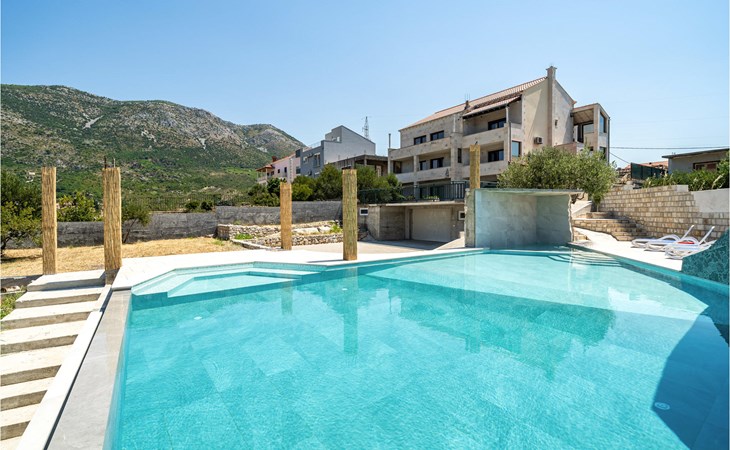 Awesome home in Cavtat with WiFi 1