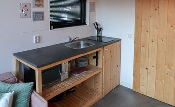 Tiny House 2 3