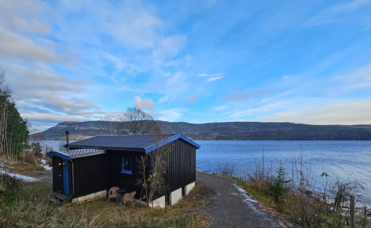 2 bedroom awesome home in Vikersund 1