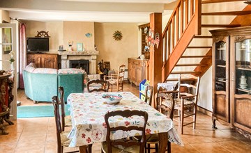 2 bedroom amazing home in Janville 3