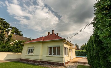 Privathaus mit Pool und Garten in Siofok 2