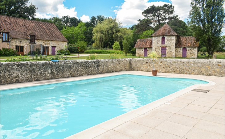 Lovely home in Mauvières 1