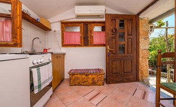 1 bedroom pet friendly home in Poljica 3