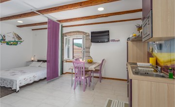 Stunning apartment in Punat with WiFi 2