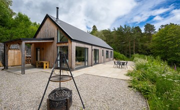 Loch View 2