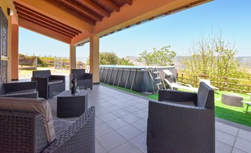 Amazing home in Castiglione di S 2
