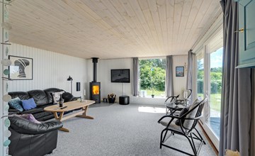 Beautiful home in Spøttrup with kitchen 2