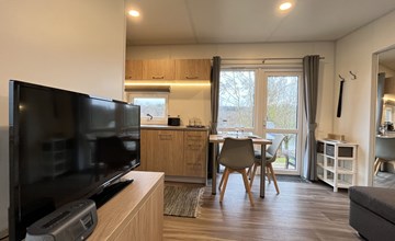 Tiny Haus mit schönem Seeblick 2