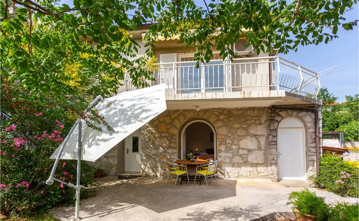 Awesome apartment in Omisalj with WiFi 1
