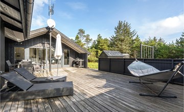 Awesome home in Hvide Sande with WiFi 2