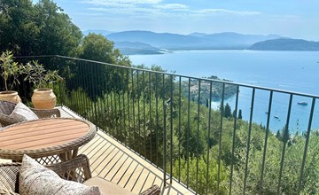 Prächtige Villa in spektakulärer Lage 2