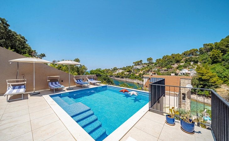 4 bedroom gorgeous home in Korcula 1