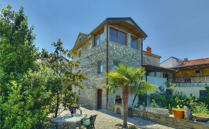 Cozy home in Kastel with WiFi 1