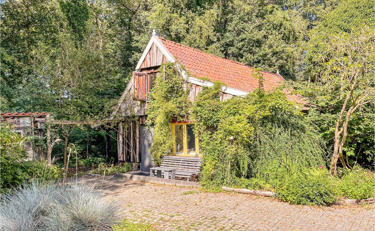 1 bedroom beautiful home in Boekelo 1