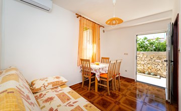 Gorgeous apartment in Razanac with WiFi 3