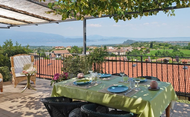 Wohnung mit Blick auf den Gardasee 1