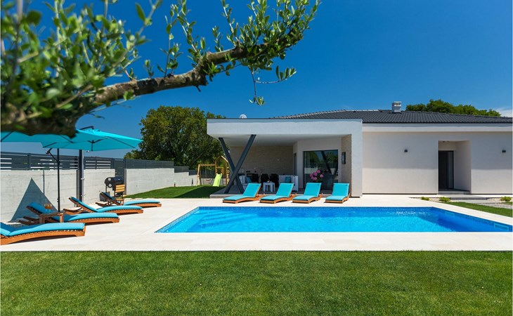 Villa Valin 1