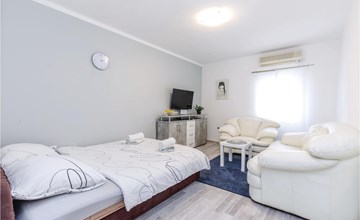 Amazing apartment in Kostrena with WiFi 2