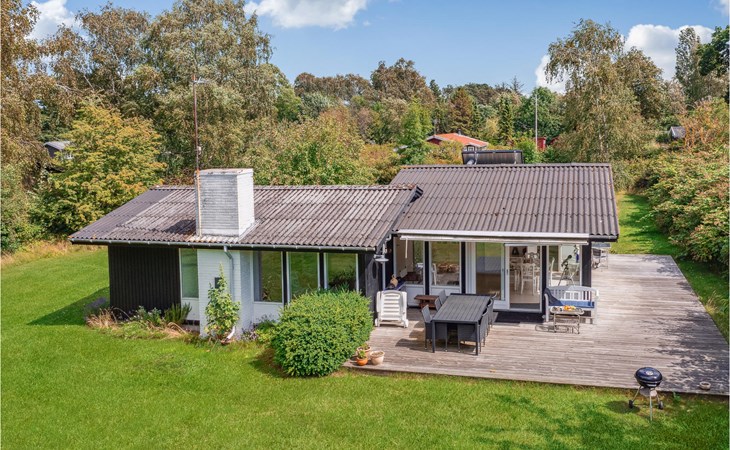 3 bedroom cozy home in Sjællands Odde 1