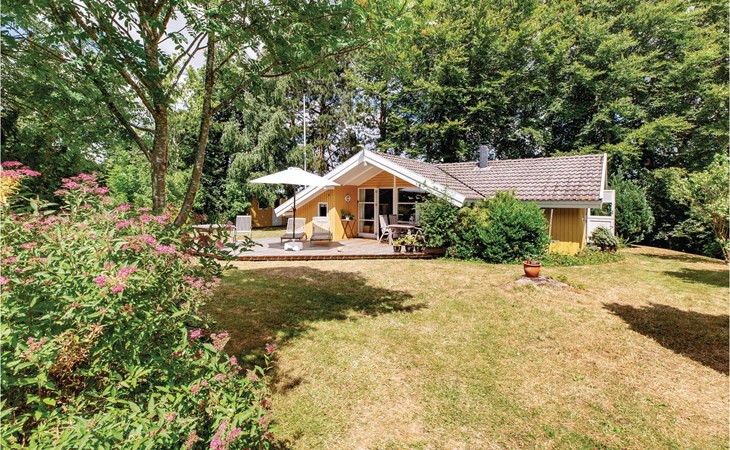 3 bedroom gorgeous home in Rude 1