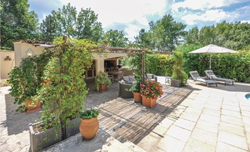 4 bedroom cozy home in Montauroux 3