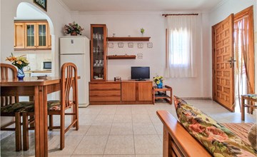 2 bedroom cozy home in Torrevieja 3