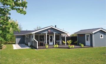 Beautiful home in Tarm with kitchen 3