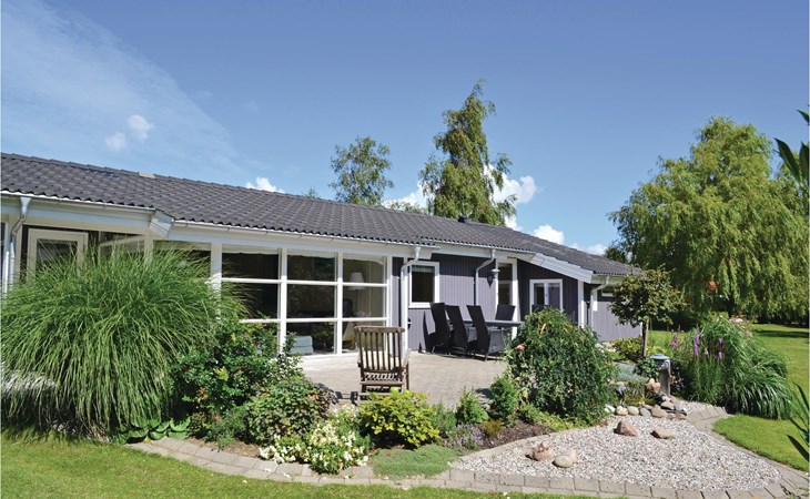 Cozy home in Ebeltoft with sauna 1