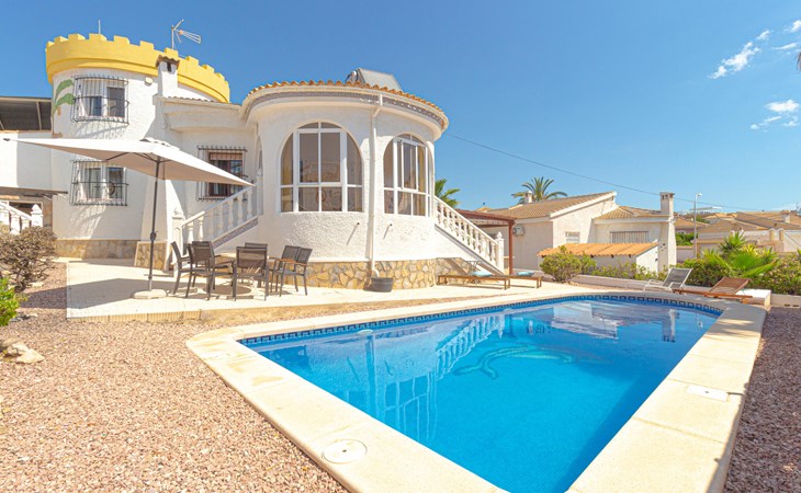 Stunning home in Rojales with kitchen 1