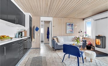 Amazing home in Pandrup with kitchen 2