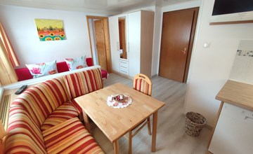 Elisabeth (SOE350) 2