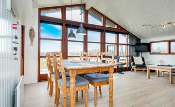 Gorgeous home in Løkken with kitchen 3