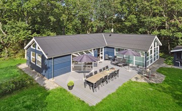 Beautiful home in Glesborg with WiFi 2