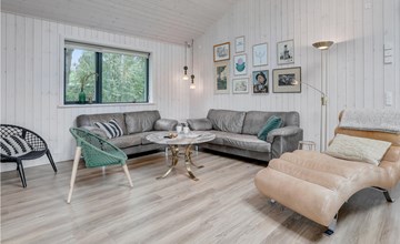 Nice home in Nexø with WiFi 3