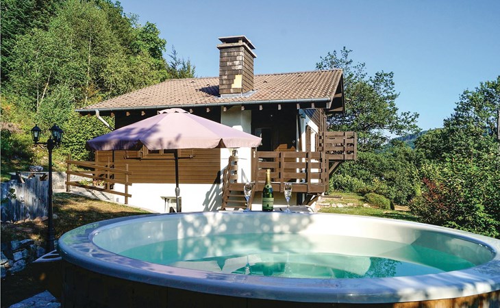 Awesome home in Basse-sur-le-Rupt 1