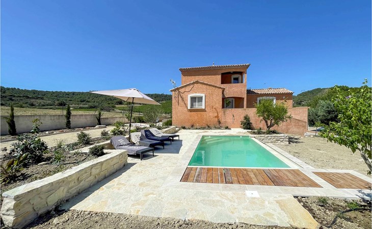 Lovely home in Cruzy with kitchen 1